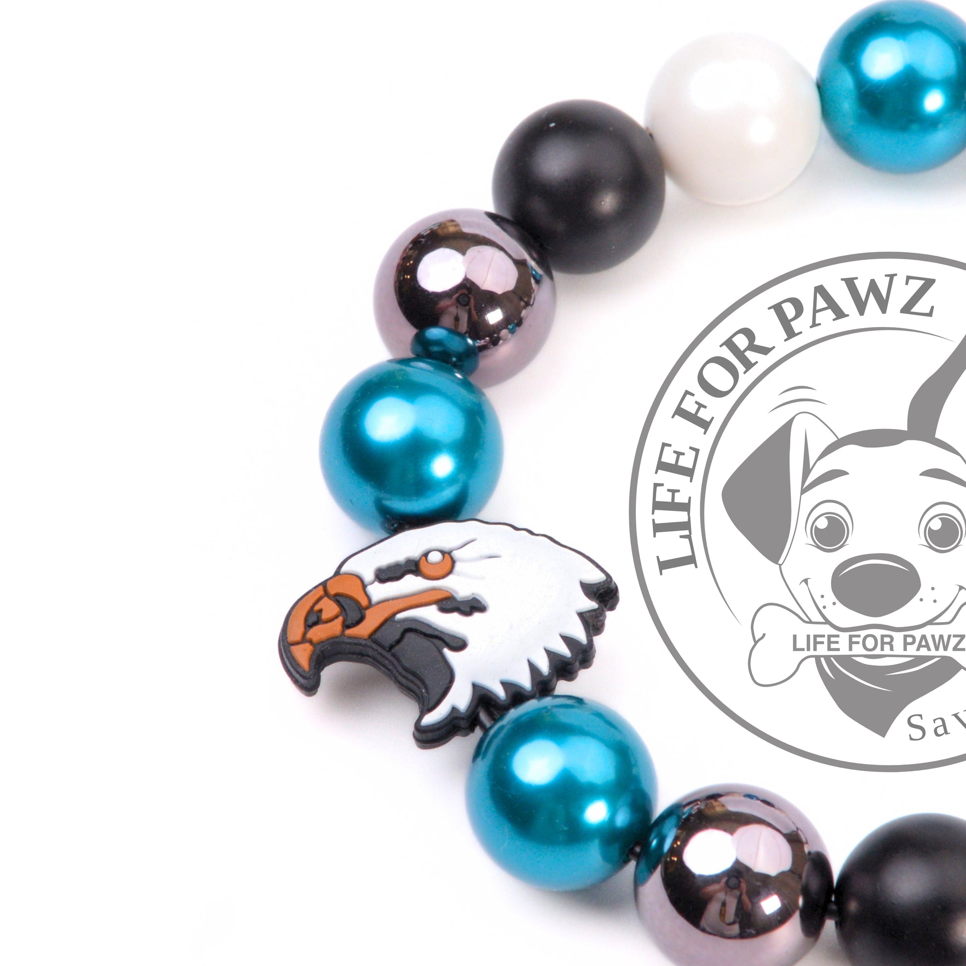 beaded dog necklace Game Day Eagle Beaded Dog Collar by Life for Pawz – Handmade for pets